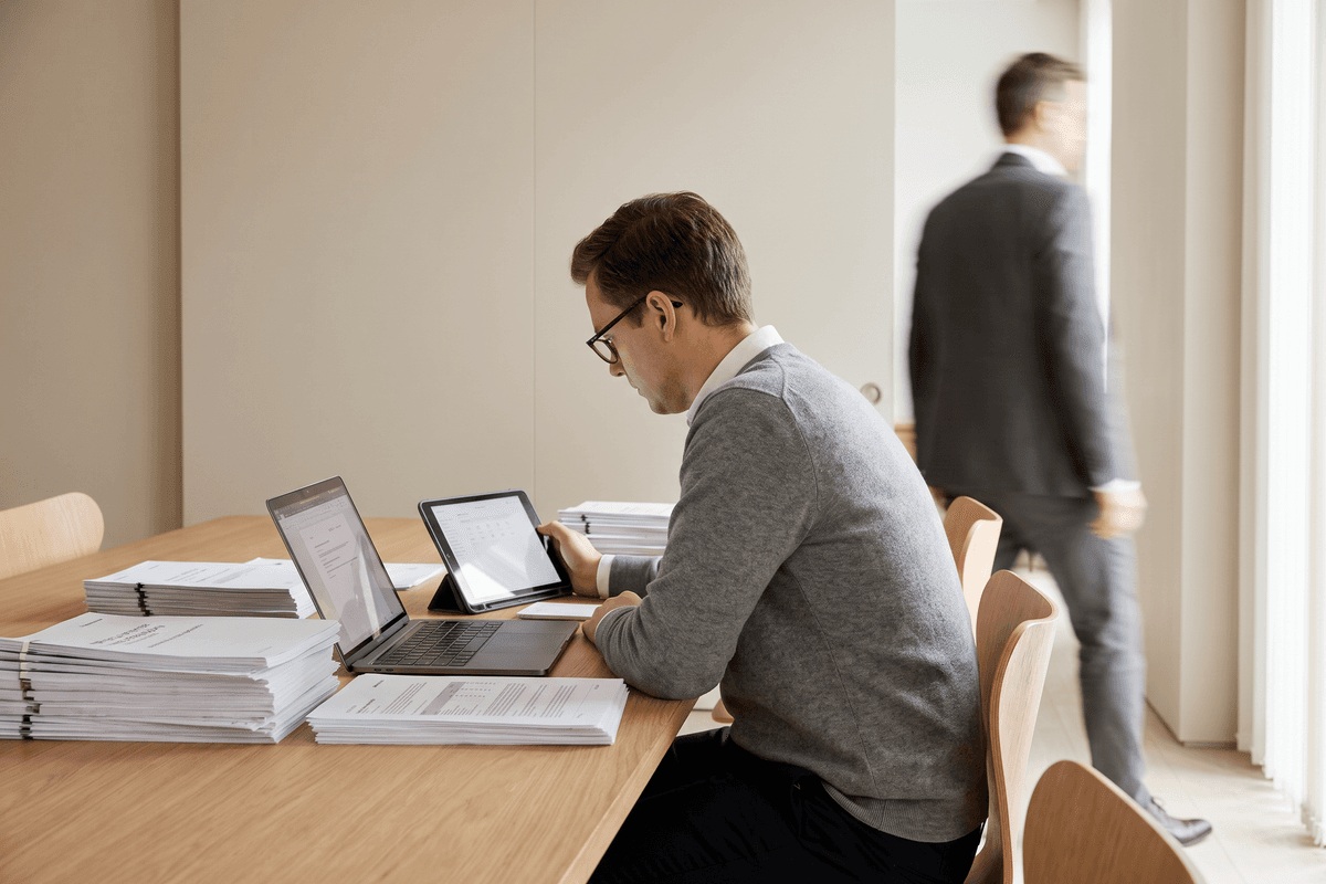 The Judgment Deficit: Curing Corporate Report Bloat in the Age of the Isolated, AI-Reliant Accountant